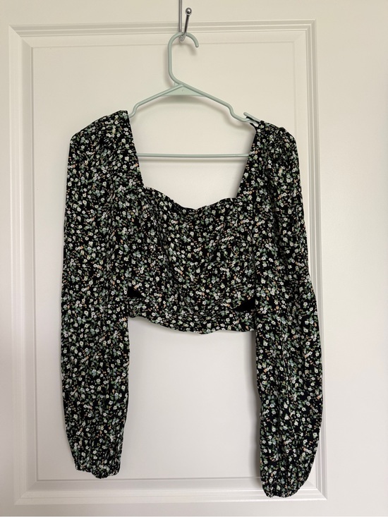 Elodie Tops - elodie Floral Square Neck Long Sleeve Crop Top with side Cutouts - Black